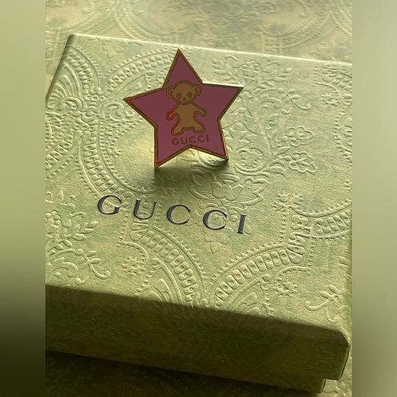 New GUCCI Pin Star&Teddy Pink💝🧸 - Picture 5 of 8